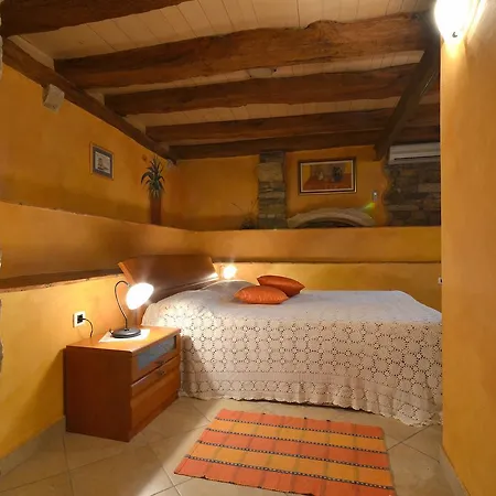 Bella Vista Apartment